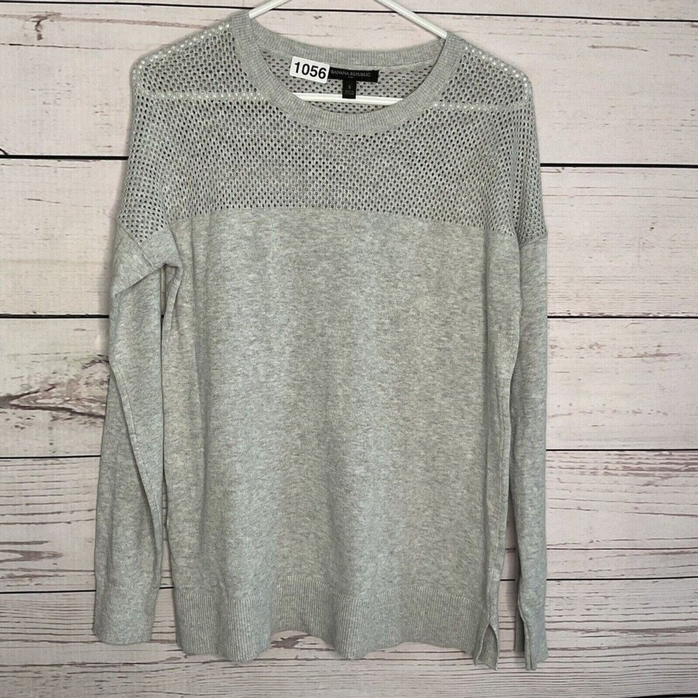 NWOT Banana Republic Gray Long Sleeve CrewNeck Sweater Women S Vietnam Cotton